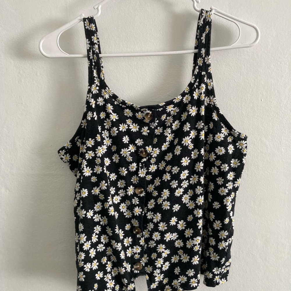 Justice size 18/20 Daisy top w/tie in front gently loved